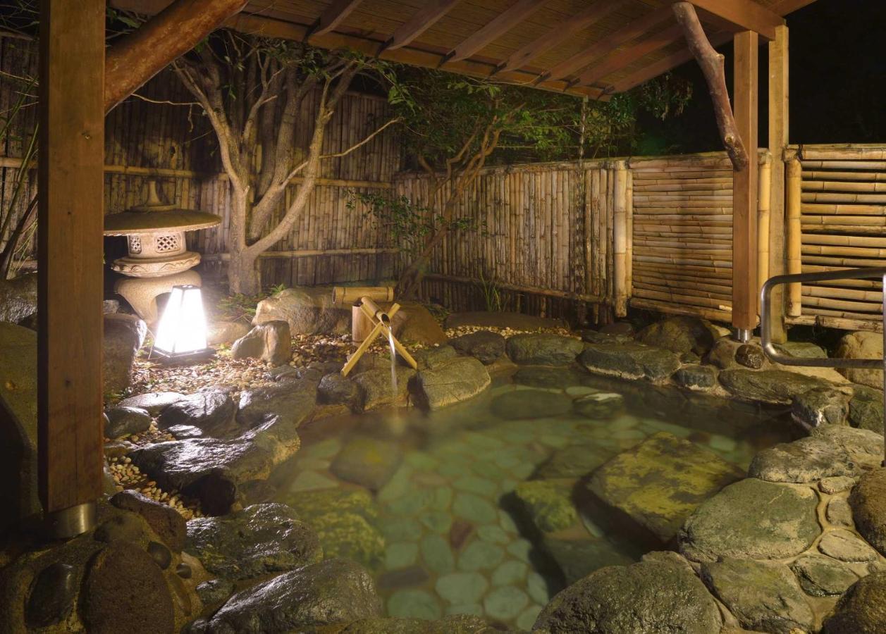 איזו Tatsuta Ryokan מראה חיצוני תמונה